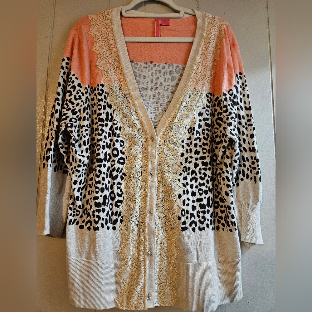 Charlotte Tarantola Coral & Cream Leopard Print Sweater w/Lace Detail - Size 3X